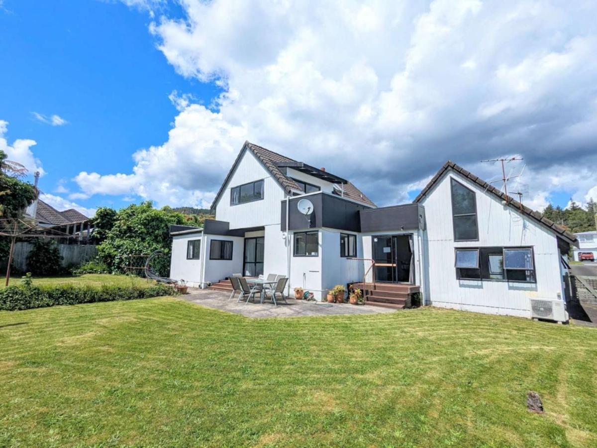 Rotorua Redwood Retreat Villa Ngoại thất bức ảnh
